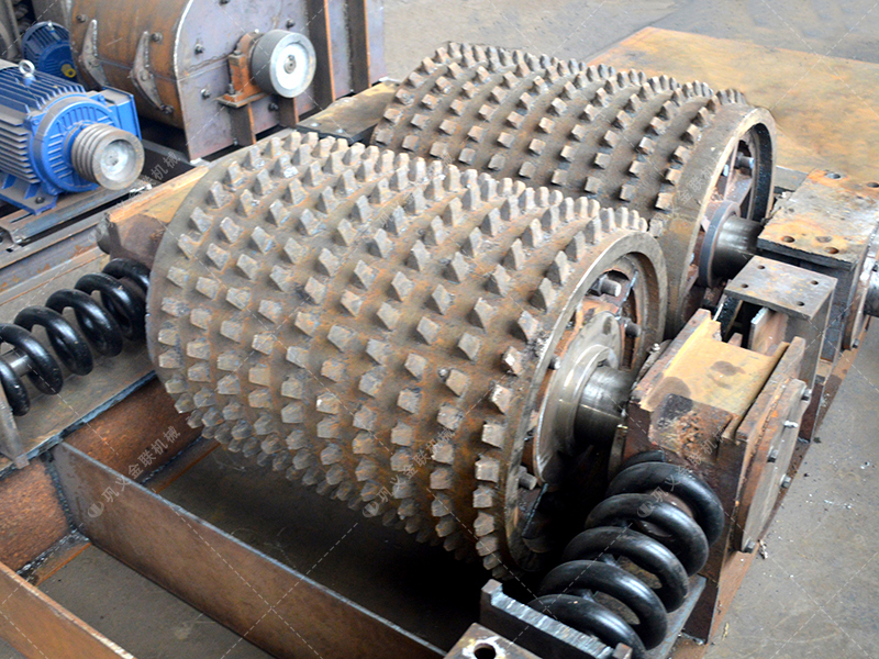 故障排查寶典：雙齒輥破碎機異響、粒度變粗等常見問題如何快速解決？